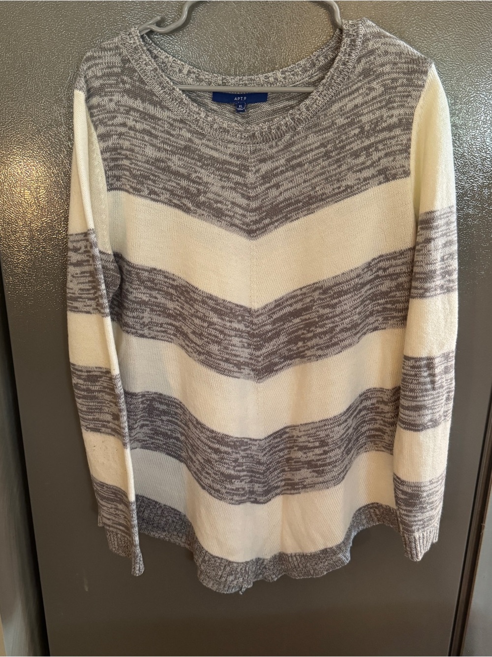Apt. 9 Cream and Gray Chevron-Stripe Crewneck Sweater